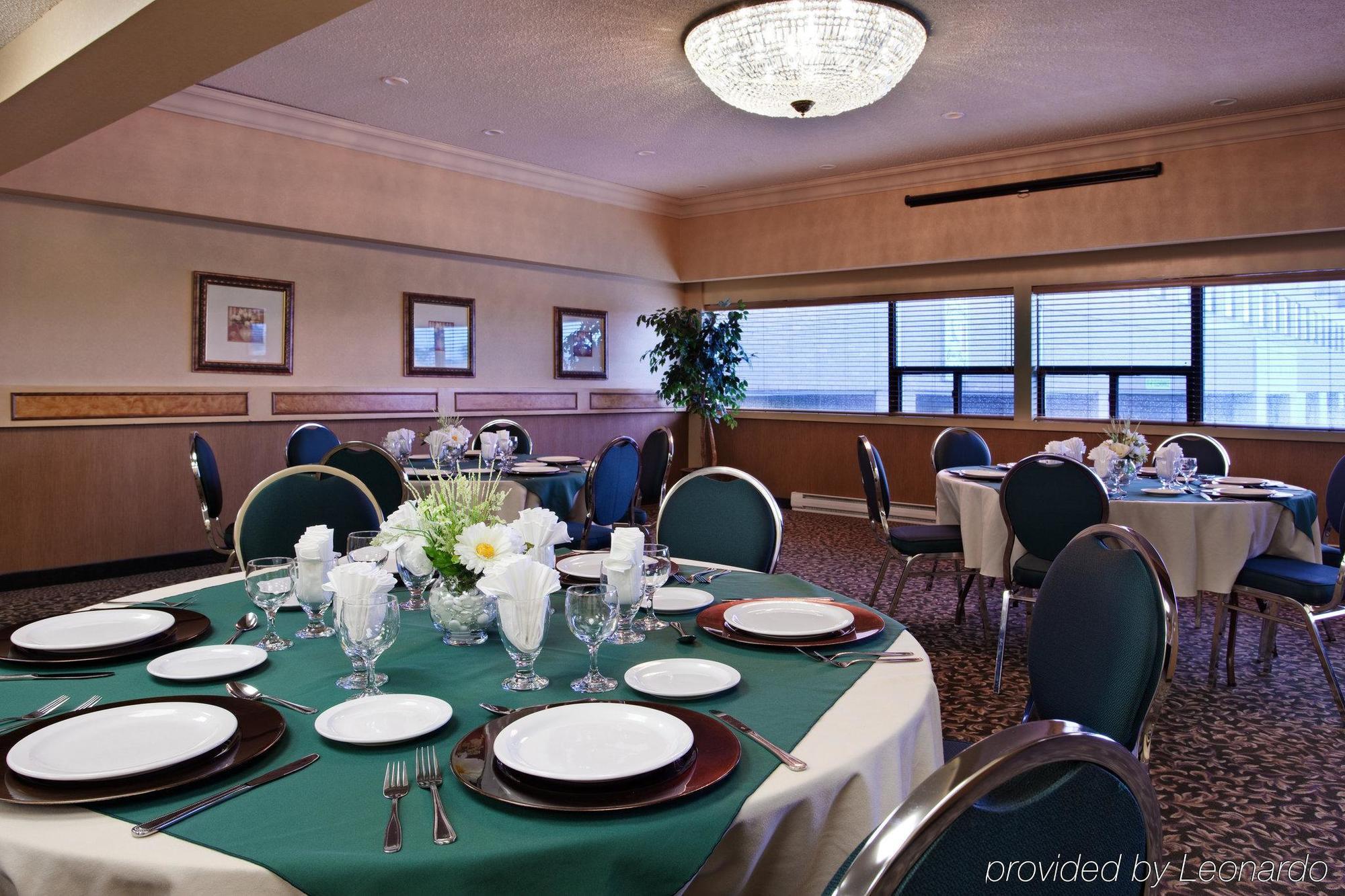 Holiday Inn Express Hotel & Suites Saint John Harbour Side By Ihg Restaurant bilde